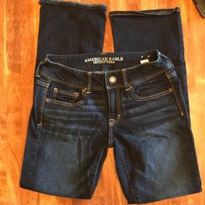 American Eagle Kick Boot Stretch